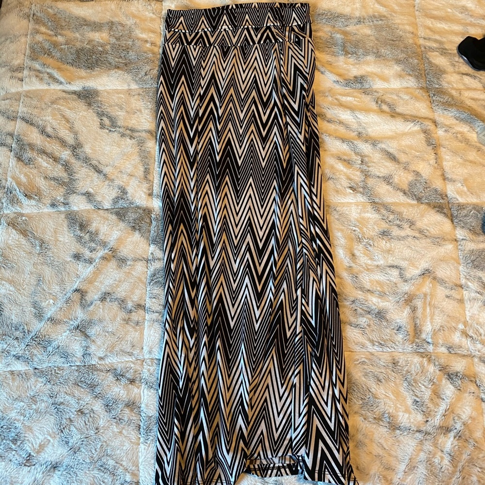 Maxi shirt- black and white womens